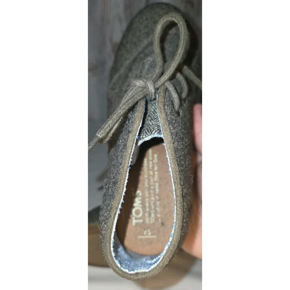 Youth Toms Lace Up Wedge Ankle Booties Gray/Green Sz 3Y Excellent Used Condition
